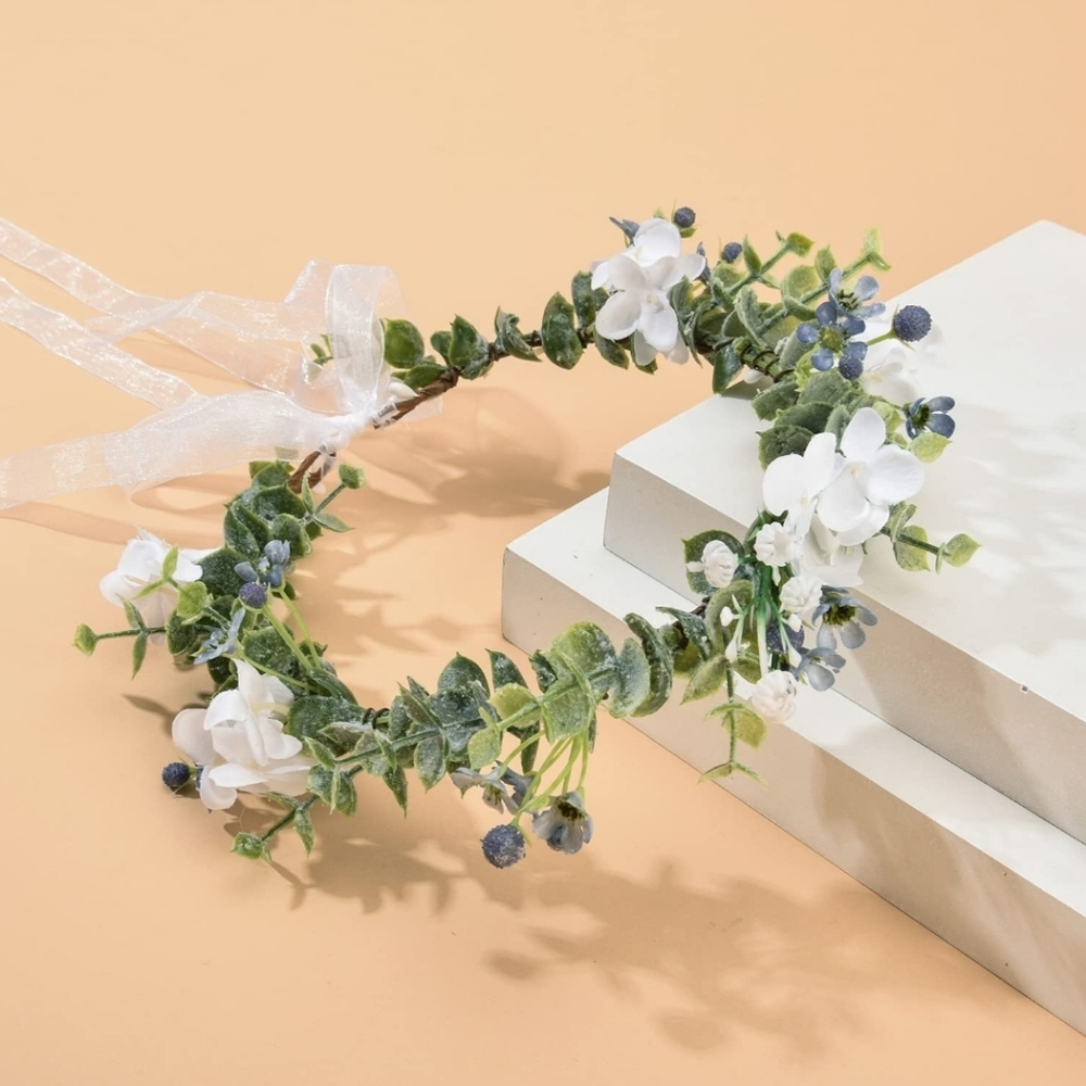 Flower crown Eucalyptus blue white flowers